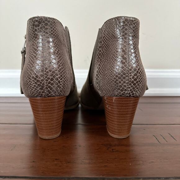 Vionic Anne Womens 8.5 Leather Suede Ankle Bootie Faux Snakeskin Block Heel - Picture 6 of 9